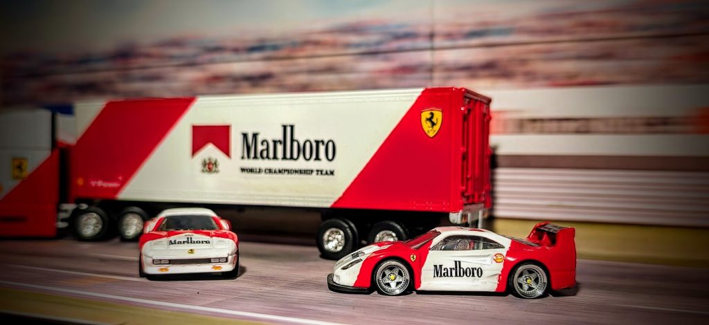 custom Hot wheels Ferrari F40, 288GTO and semi trailer in Marlboro Racing Livery